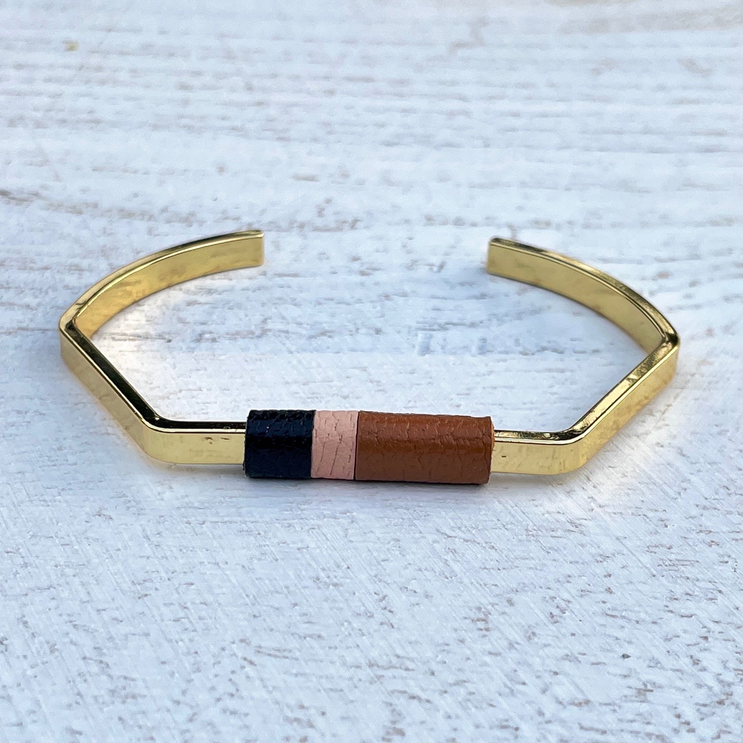 Color-Block leather bangle bracelet